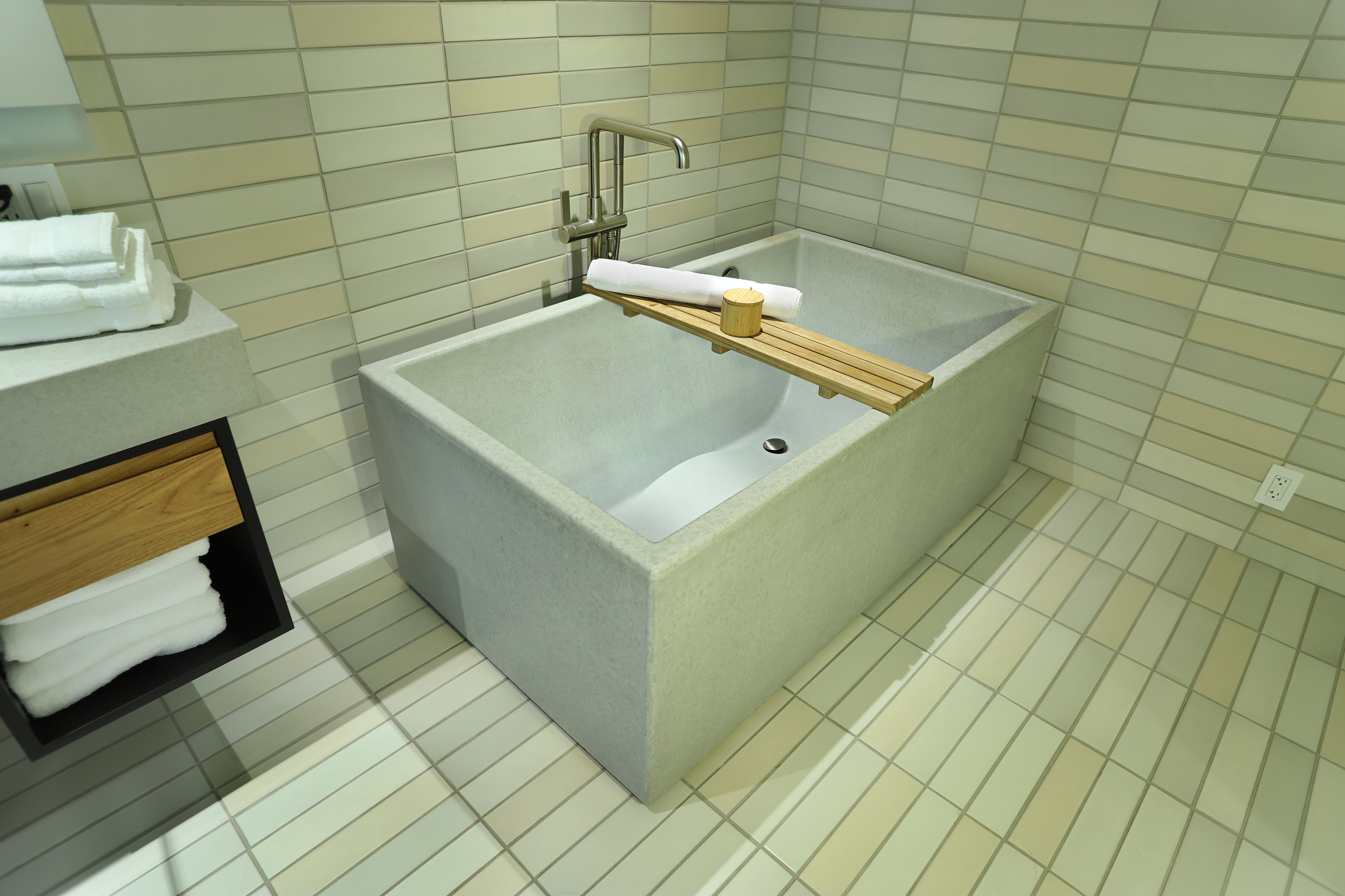 Concrete Bath Tubs From Sonoma Cast Stone, How To Pour A Concrete Bathtub