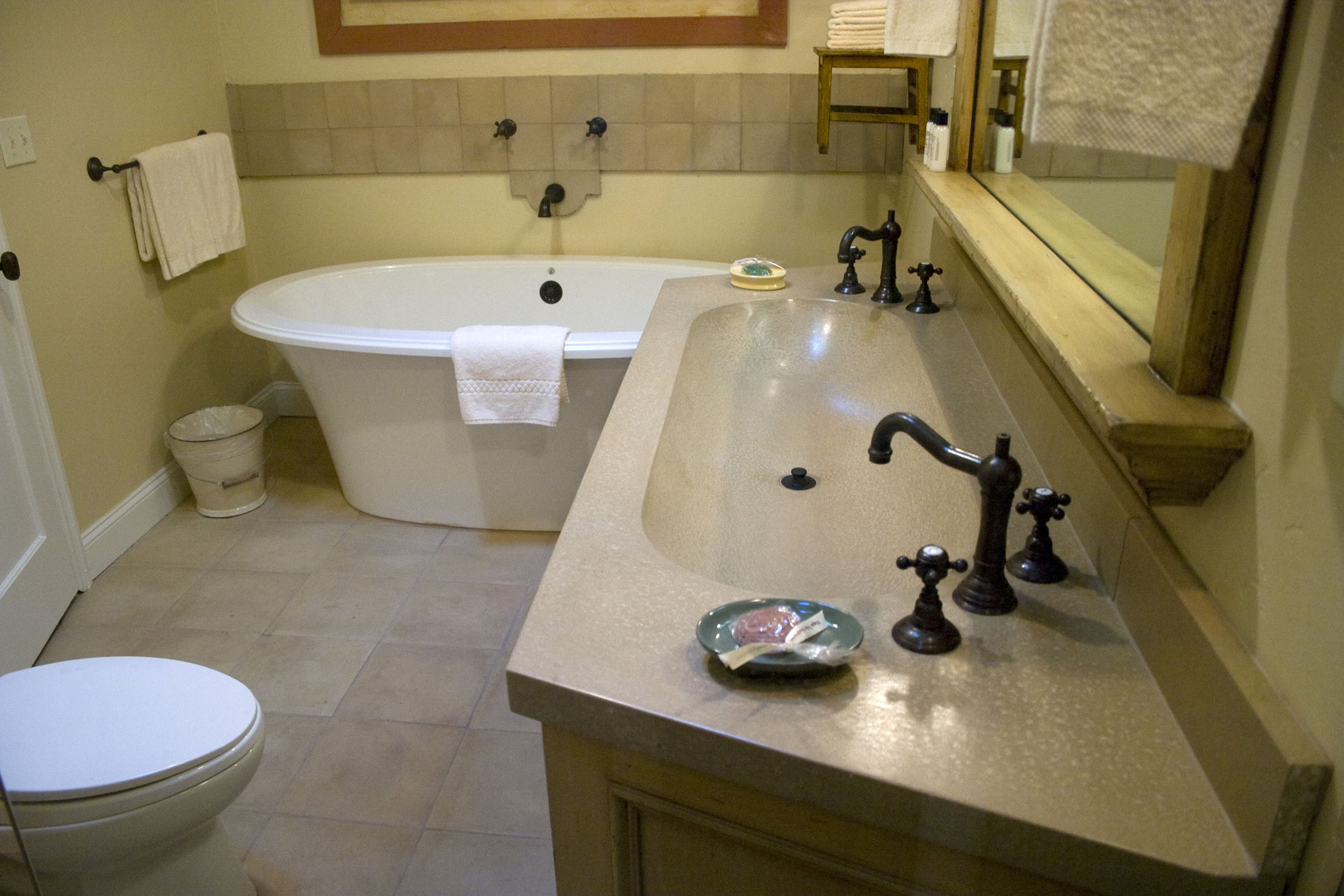 Concrete TroughSink, N607 Truffle
